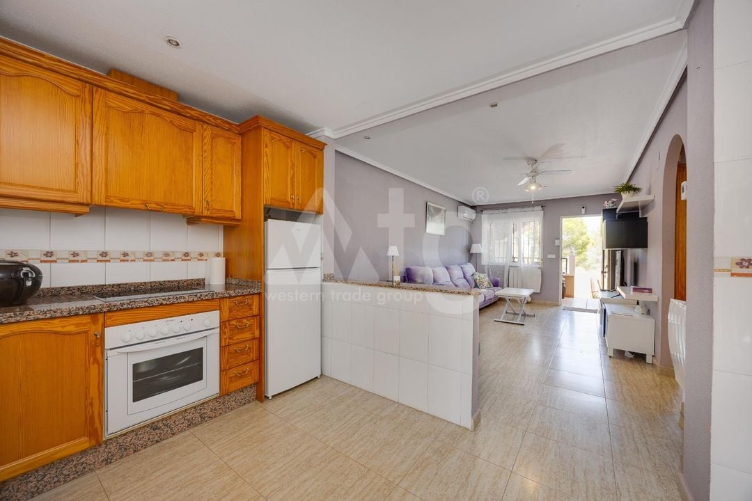 2 bedroom Bungalow in Orihuela Costa - CYM149532 - Photo - 12