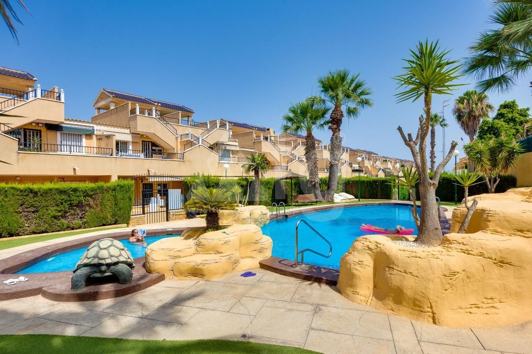 2 bedroom Bungalow in Orihuela Costa - CYM149532 - Photo - 28