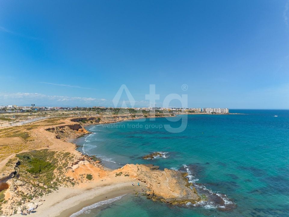 2 bedroom Bungalow in Orihuela Costa - CYM149532 - Photo - 38