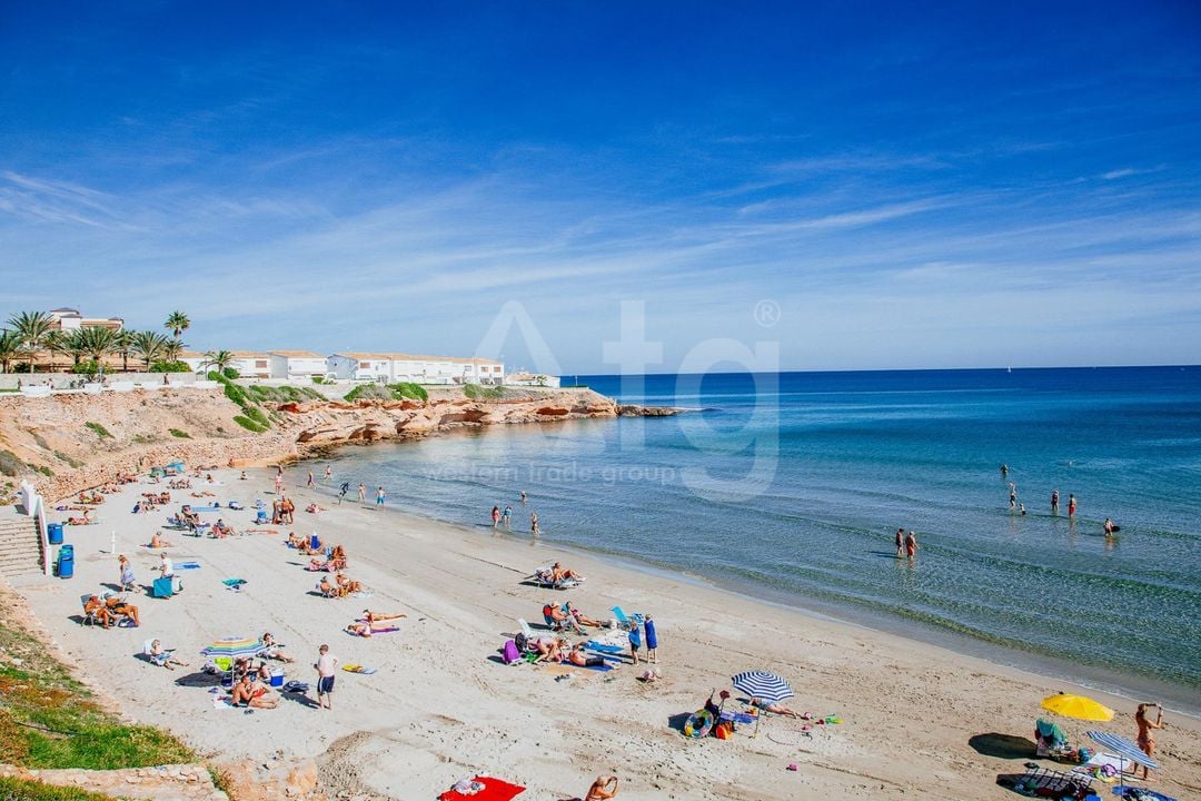 2 bedroom Bungalow in Orihuela Costa - CYM149532 - Photo - 33