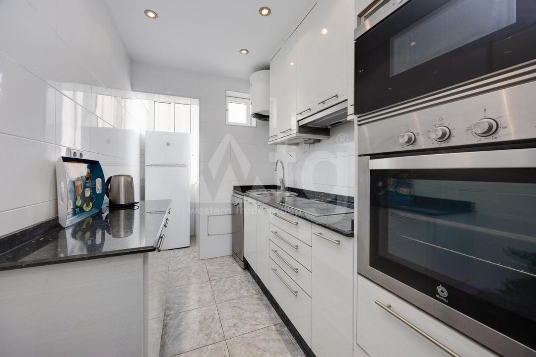 2 bedroom Apartment in Torrevieja - CYM149533 - Photo - 11