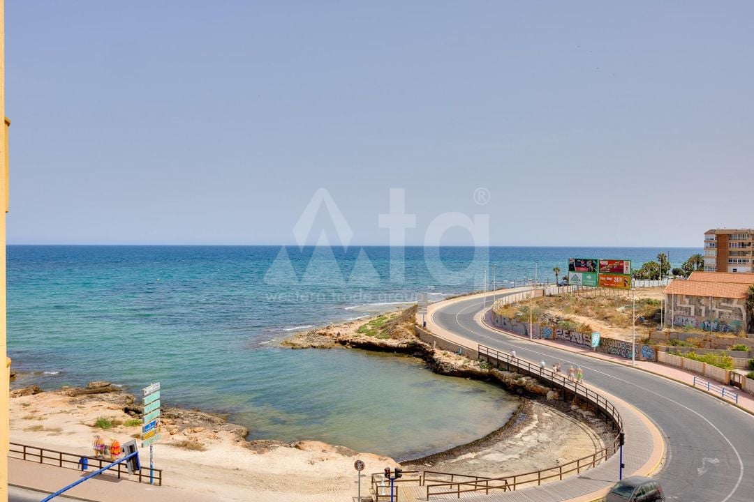 2 bedroom Apartment in Torrevieja - CYM149533 - Photo - 21