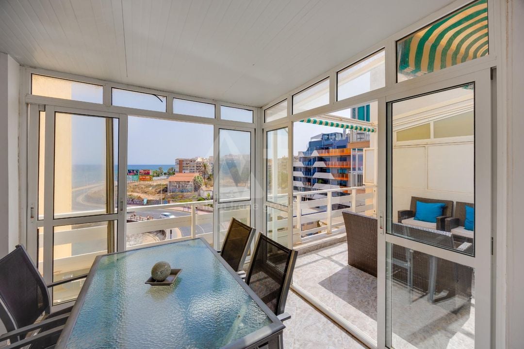 2 bedroom Apartment in Torrevieja - CYM149533 - Photo - 8