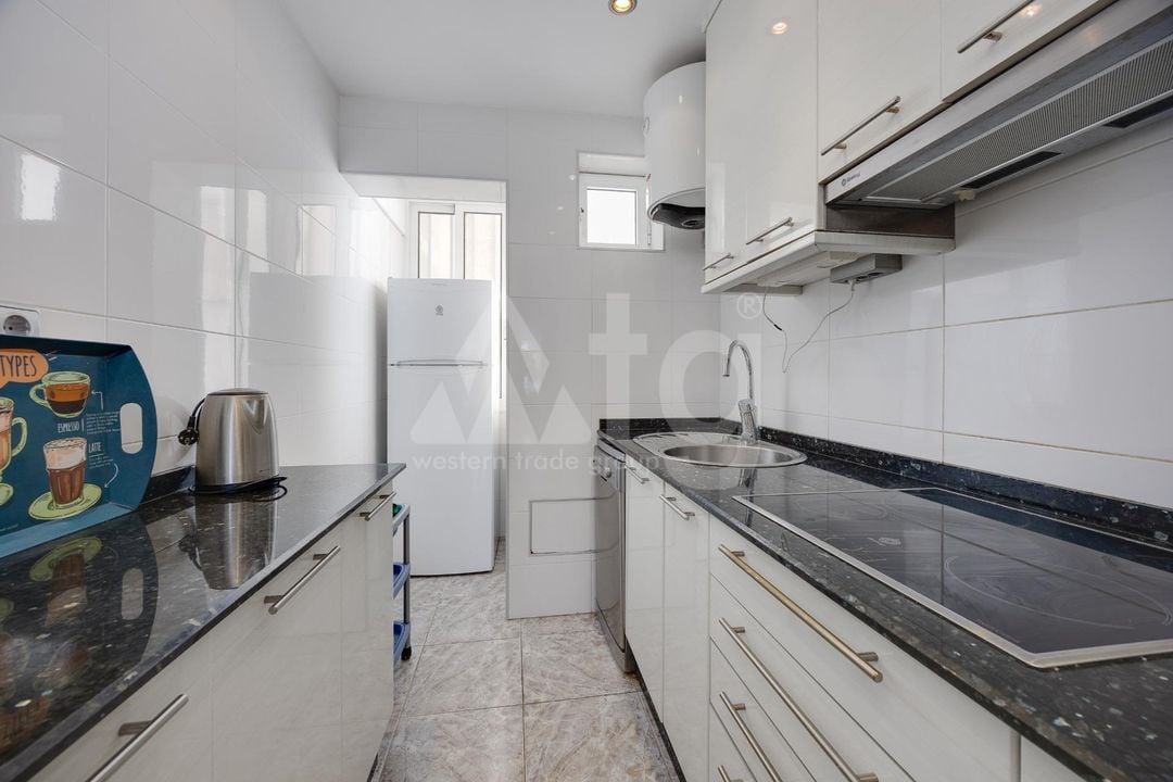 2 bedroom Apartment in Torrevieja - CYM149533 - Photo - 9