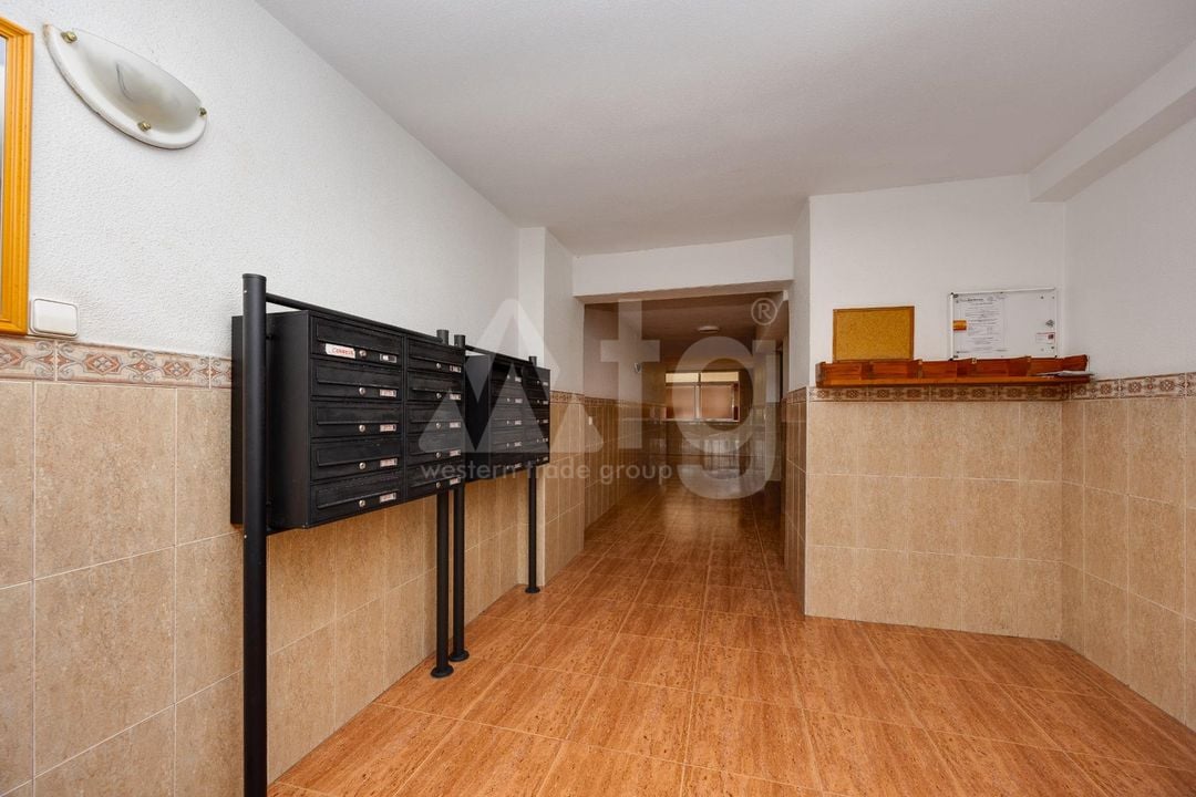 2 bedroom Apartment in Torrevieja - CYM149533 - Photo - 23
