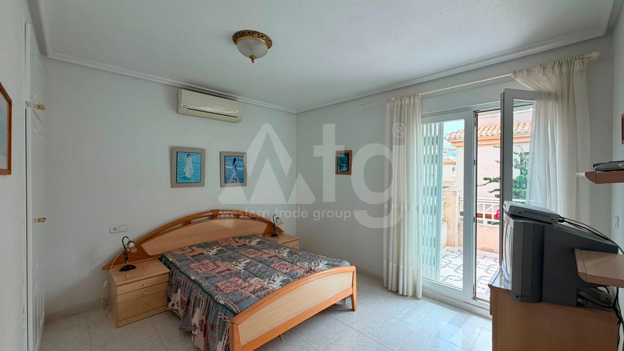 Bungalow de 3 chambres à Playa Flamenca - LR149615 - Photo - 9
