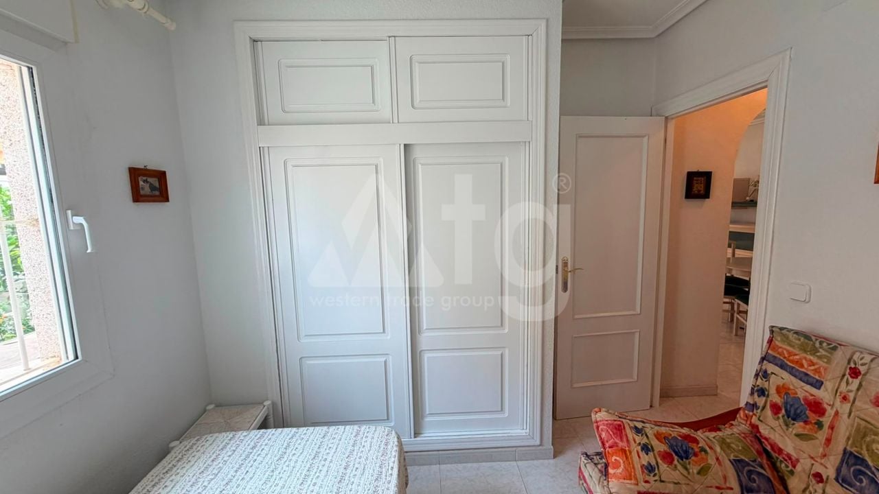 Bungalow de 3 chambres à Playa Flamenca - LR149615 - Photo - 12