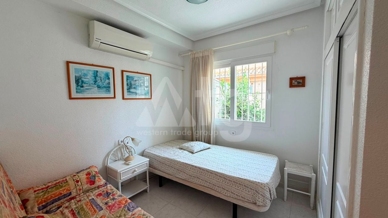 Bungalow de 3 chambres à Playa Flamenca - LR149615 - Photo - 11