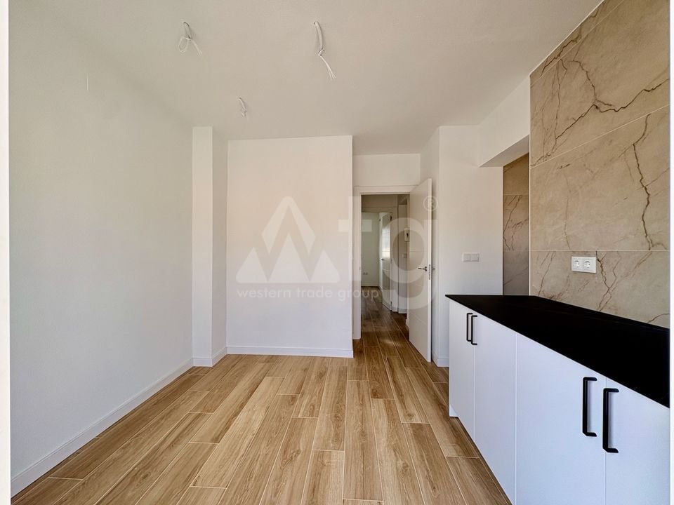 4 bedroom Villa in Los Balcones - UBK149677 - Photo - 6