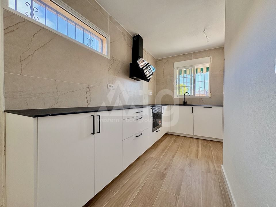4 bedroom Villa in Los Balcones - UBK149677 - Photo - 4