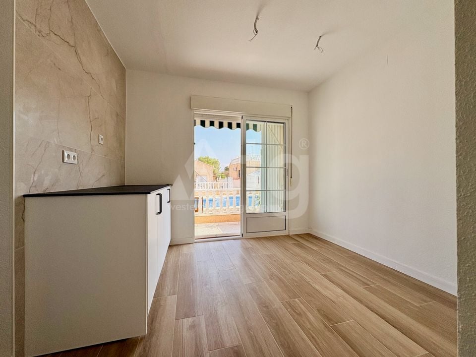 4 bedroom Villa in Los Balcones - UBK149677 - Photo - 3
