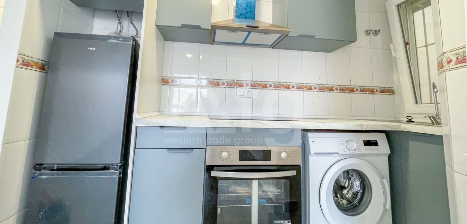 2 bedroom Apartment in Torrevieja - MVR149805 - Photo - 4