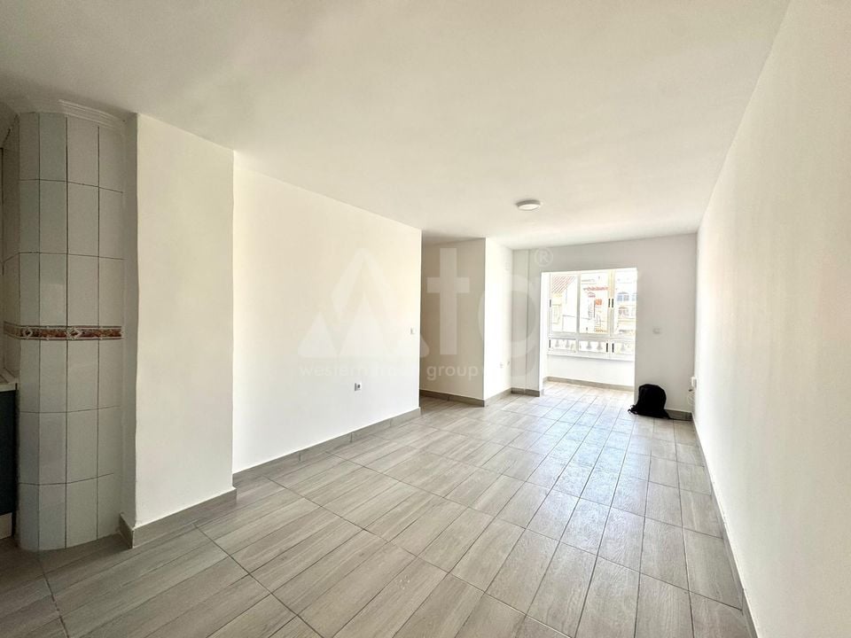 2 bedroom Apartment in Torrevieja - MVR149805 - Photo - 2