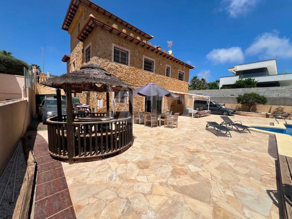 6 bedroom Villa in San Fulgencio - CCT149807 - Photo - 35