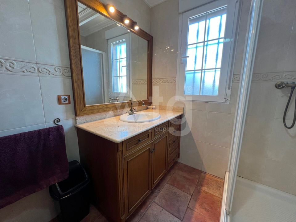 6 bedroom Villa in San Fulgencio - CCT149807 - Photo - 17