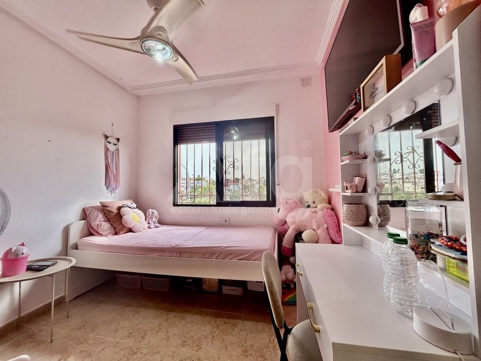 2 bedroom Villa in Villamartin - SLS150055 - Photo - 9
