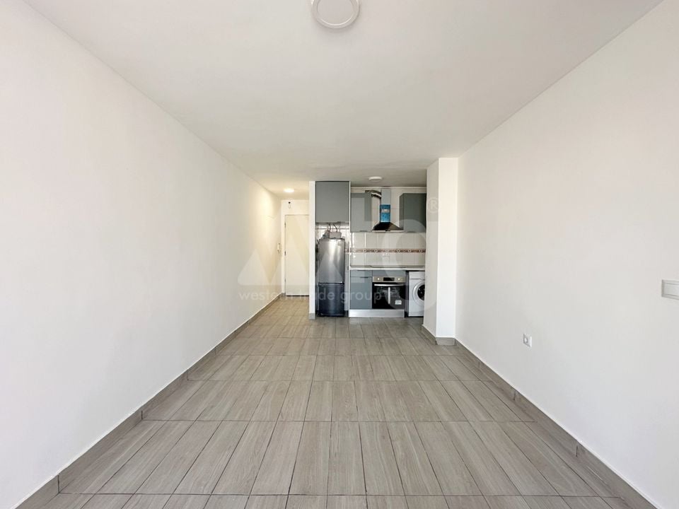 2 bedroom Apartment in Torrevieja - CI150064 - Photo - 4
