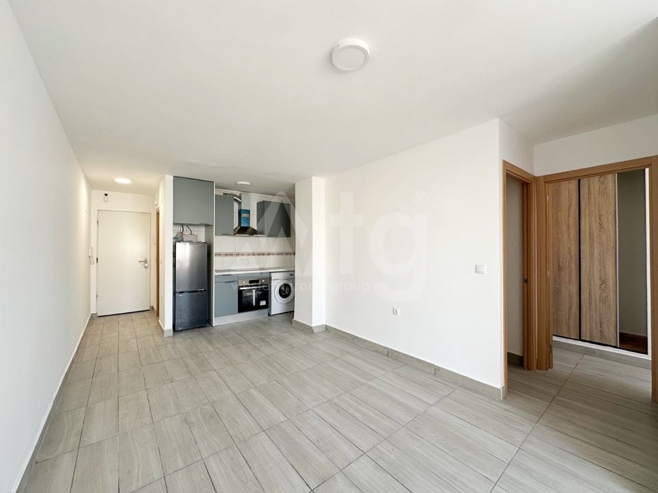 2 bedroom Apartment in Torrevieja - CI150064 - Photo - 5