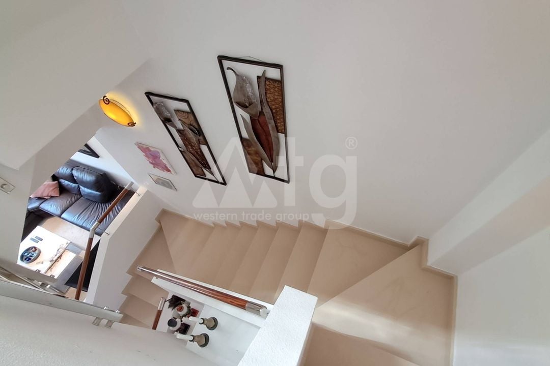 2 bedroom Apartment in Orihuela Costa - HO150068 - Photo - 7