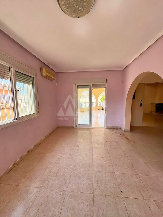 3 bedroom Villa in Rojales - TT150109 - Photo - 5