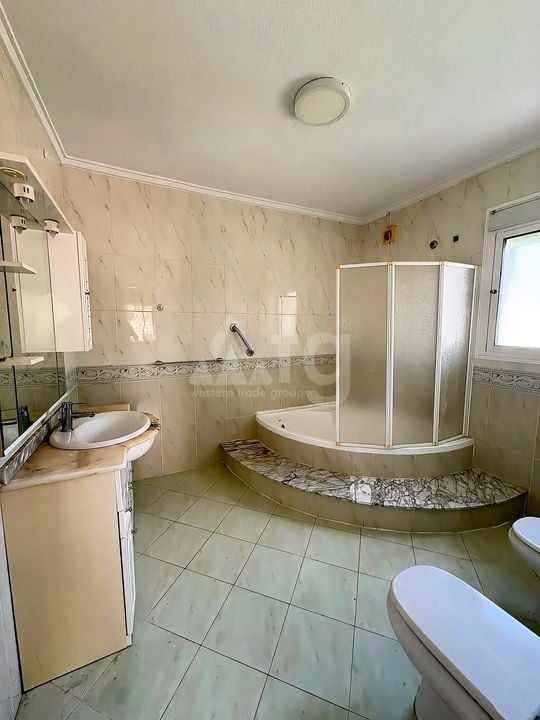 3 bedroom Villa in Rojales - TT150109 - Photo - 9