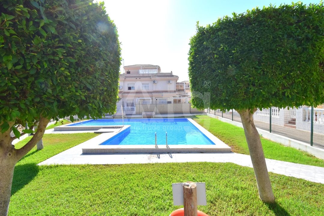 4 bedroom Townhouse in Playa Flamenca - VRE150148 - Photo - 24