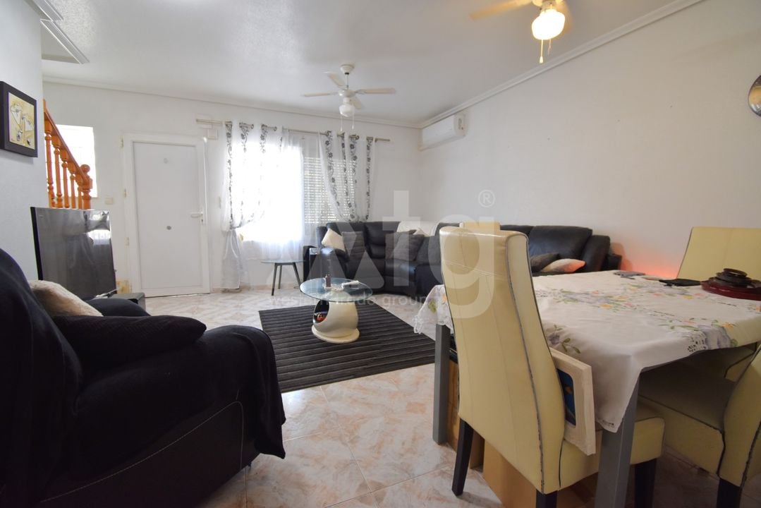 4 bedroom Townhouse in Playa Flamenca - VRE150148 - Photo - 7