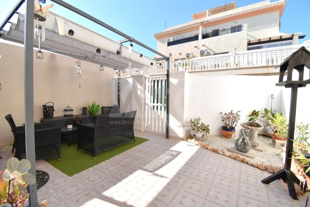 4 bedroom Townhouse in Playa Flamenca - VRE150148 - Photo - 20