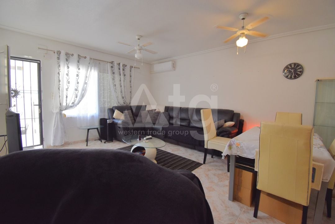 4 bedroom Townhouse in Playa Flamenca - VRE150148 - Photo - 6