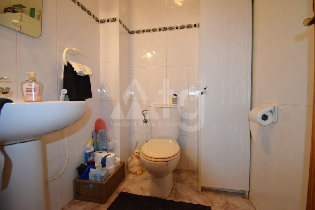 4 bedroom Townhouse in Playa Flamenca - VRE150148 - Photo - 17