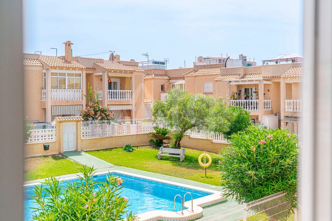 2 bedroom Penthouse in Torrevieja - CBB150293 - Photo - 29