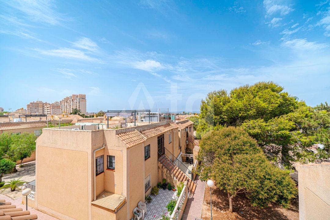 2 bedroom Penthouse in Torrevieja - CBB150293 - Photo - 35