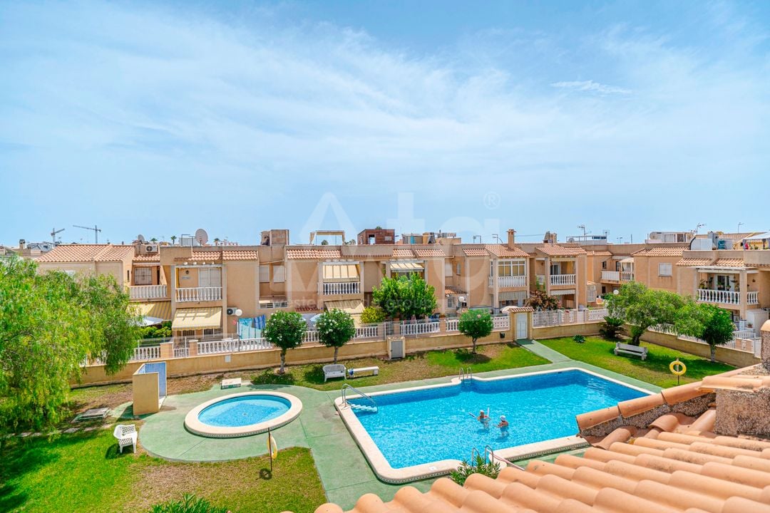 2 bedroom Penthouse in Torrevieja - CBB150293 - Photo - 28