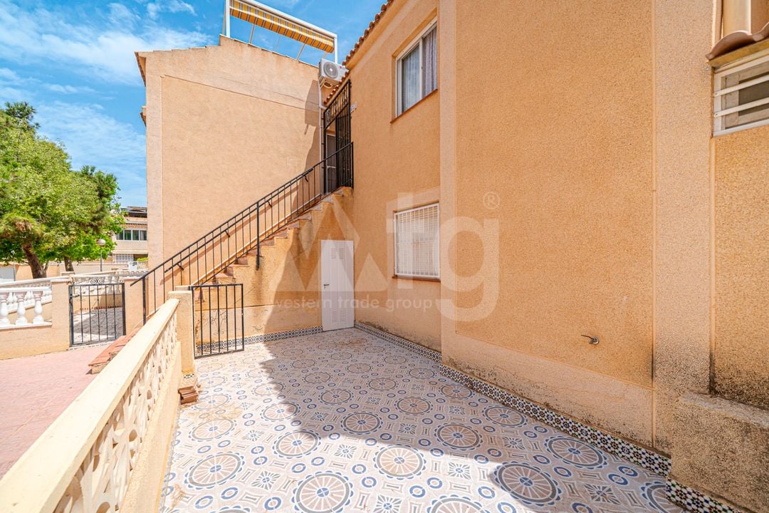 2 bedroom Penthouse in Torrevieja - CBB150293 - Photo - 36