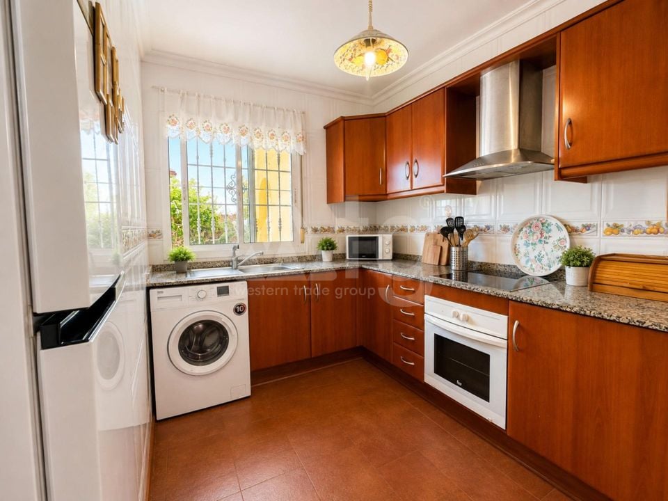2 bedroom Bungalow in Orihuela Costa - CT150305 - Photo - 5