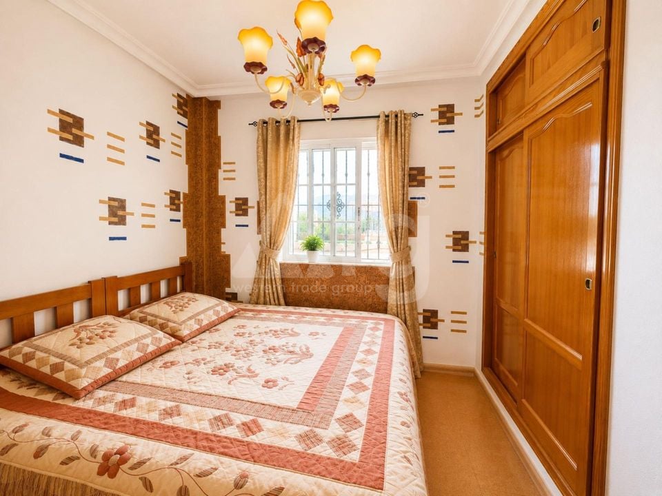 2 bedroom Bungalow in Orihuela Costa - CT150305 - Photo - 8