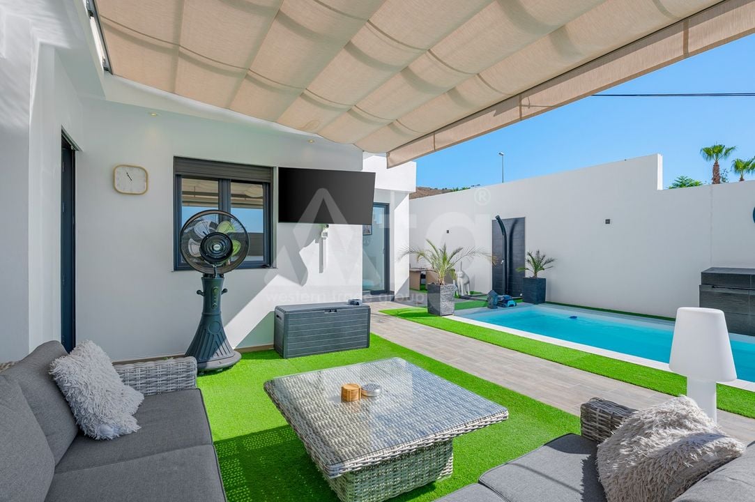 Villa de 4 chambres à Fortuna - CBW150441 - Photo - 4