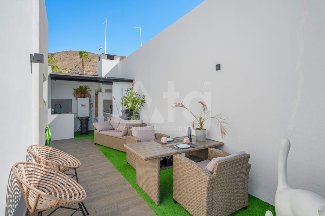Villa de 4 chambres à Fortuna - CBW150441 - Photo - 35