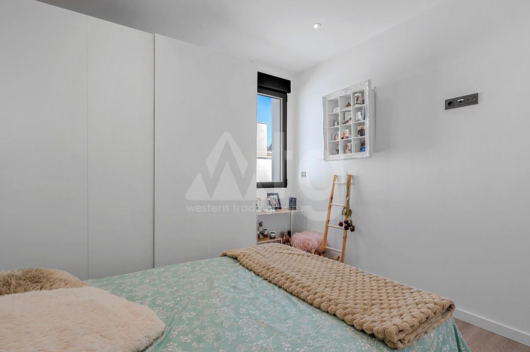 Villa de 4 chambres à Fortuna - CBW150441 - Photo - 16