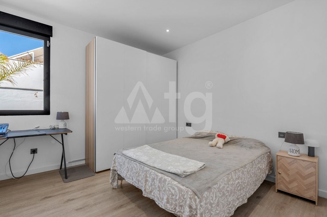 Villa de 4 chambres à Fortuna - CBW150441 - Photo - 21