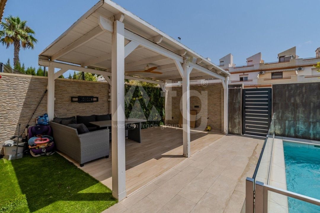 3 bedroom Townhouse in Torrevieja - SV150511 - Photo - 3