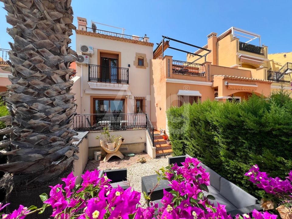 2 bedroom Townhouse in Algorfa - CCT150544 - Photo - 1