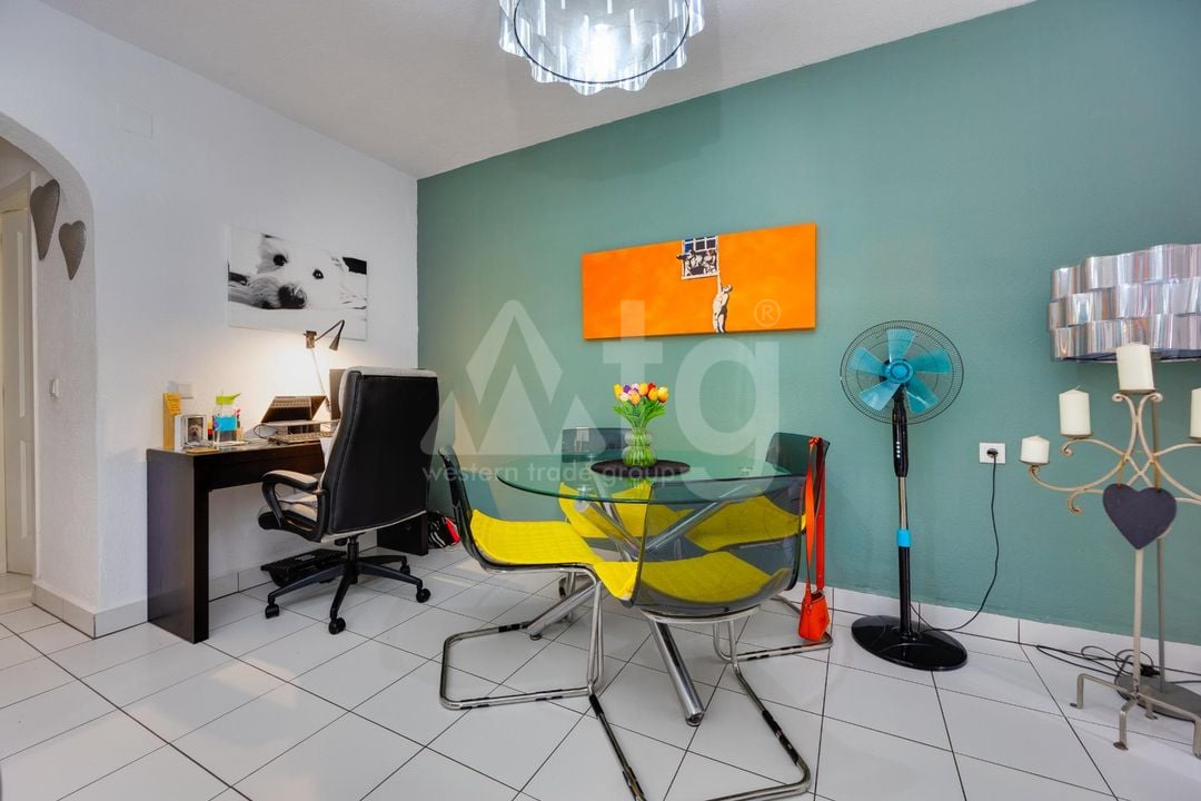 Bungalow de 2 chambres à Torrevieja - HRE150547 - Photo - 11