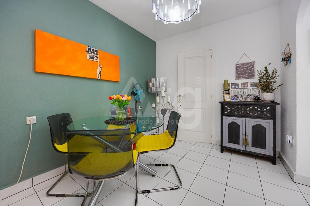 Bungalow de 2 chambres à Torrevieja - HRE150547 - Photo - 10