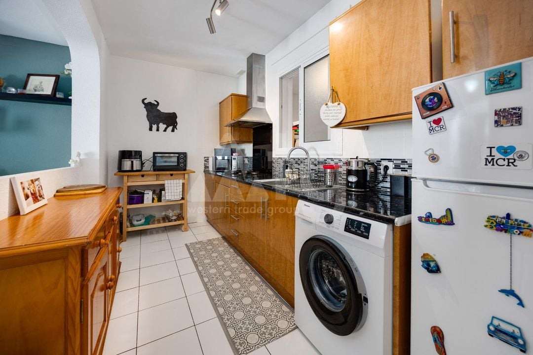 Bungalow de 2 chambres à Torrevieja - HRE150547 - Photo - 12