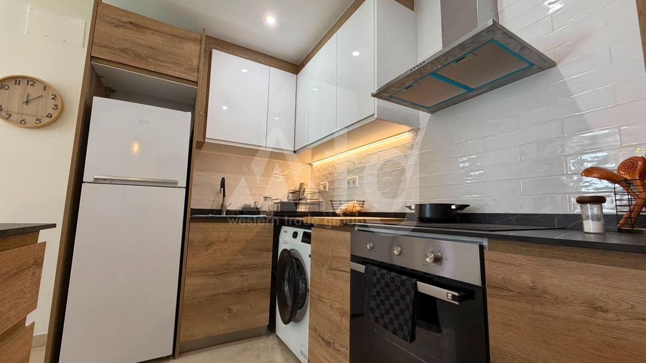 Bungalow cu 2 dormitoare în Torrevieja - CT150606 - Imagini - 9
