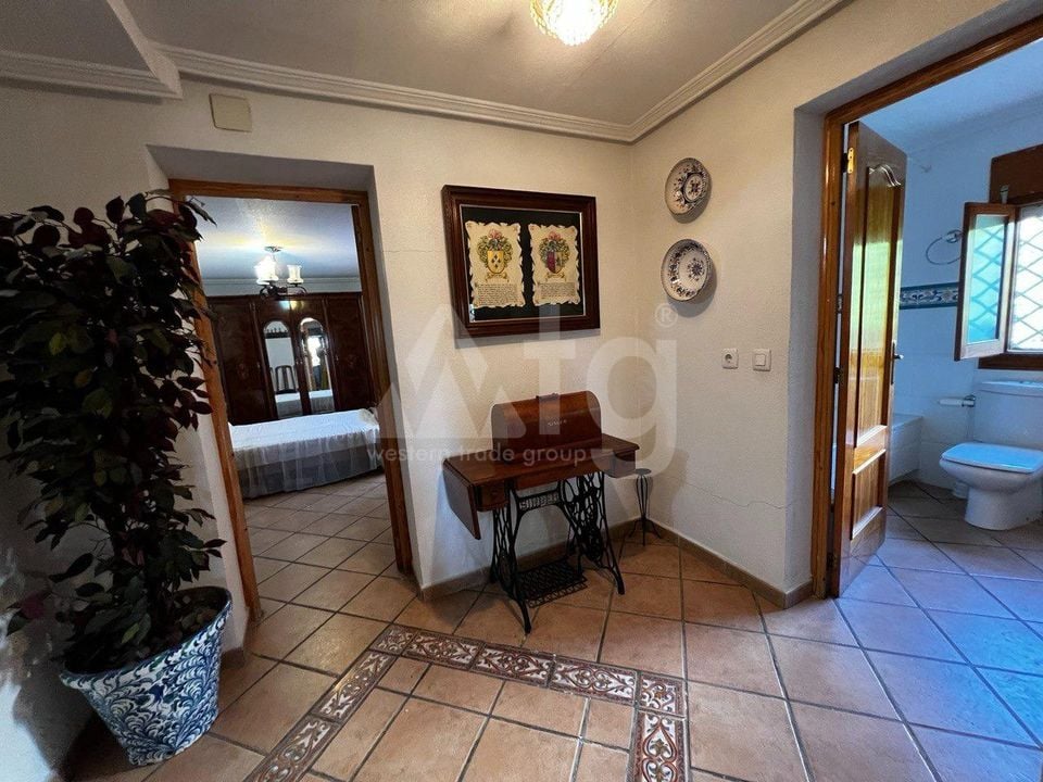 4 Schlafzimmer Villa in San Vicente del Raspeig - AG150883 - Foto - 18