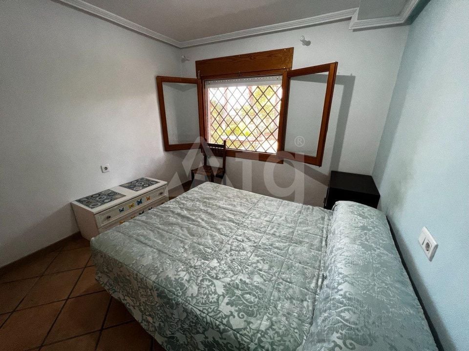 4 Schlafzimmer Villa in San Vicente del Raspeig - AG150883 - Foto - 23