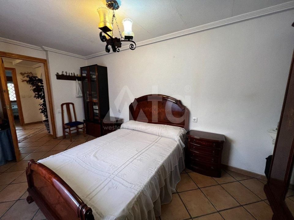 4 Schlafzimmer Villa in San Vicente del Raspeig - AG150883 - Foto - 17