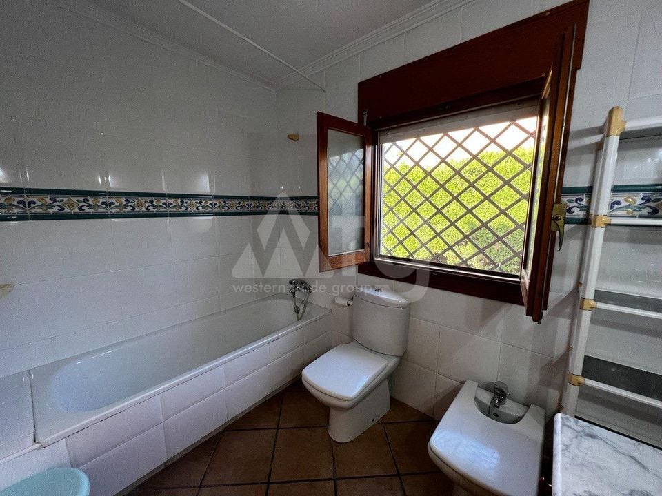 4 Schlafzimmer Villa in San Vicente del Raspeig - AG150883 - Foto - 20